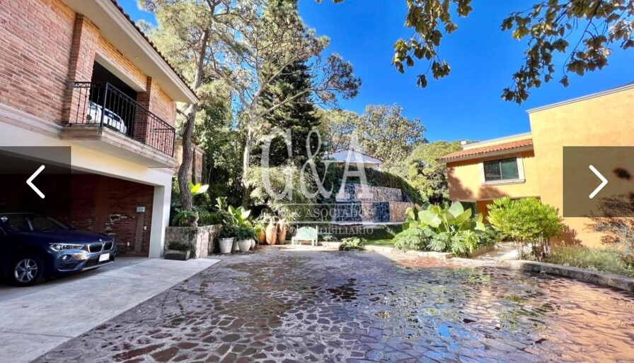 INCREIBLE CASA EN PINAR DE LA VENTA