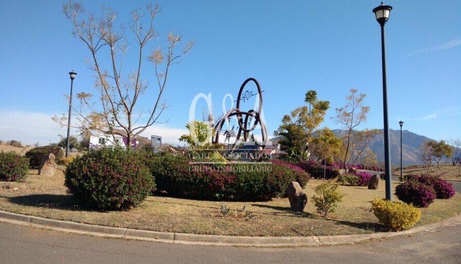 Santa Sofia, Haciendas Country Club