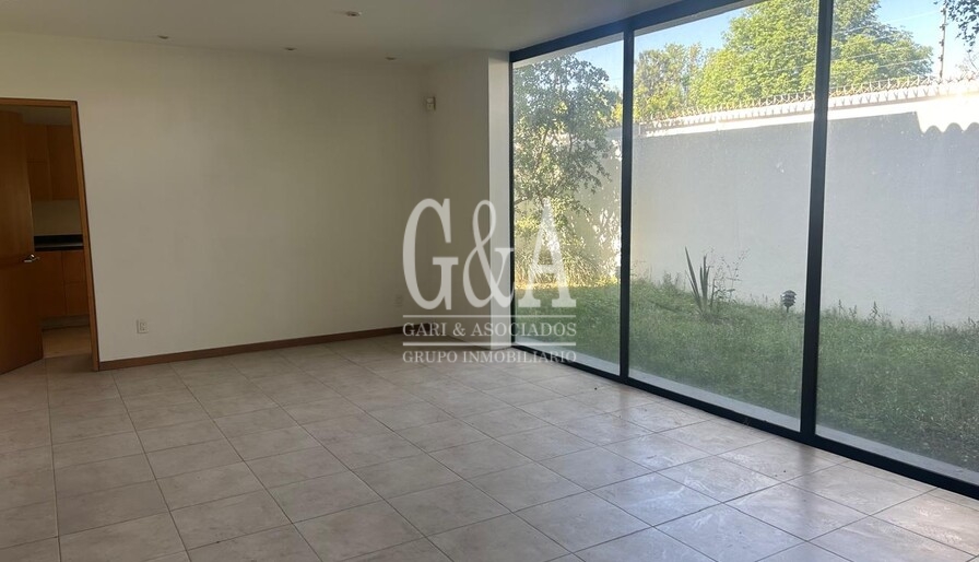 CASA EN VENTA EN SOLARES RESIDENCIAL