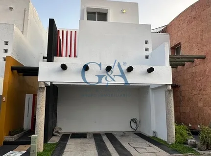 CASA EN RENTA EN COLONIA JACARANDA DENTRO DE COTO