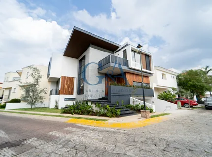 CASA NUEVA EN VENTA JARDIN REAL