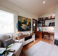 CASA EN VALLE REAL FRENTE APARQUE