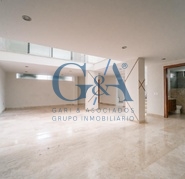 Casa en Venta en Valle Real  San Arturo Norte