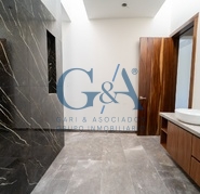 VENTA DE CASA EN VALLE REAL