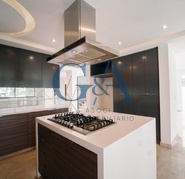 Casa en Venta en Valle Real  San Arturo Norte