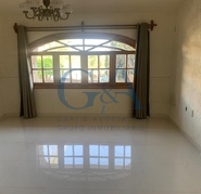 EXCELENTE CASA EN ROYAL COUNTRY