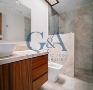 Casa en Venta en Valle Real  San Arturo Norte