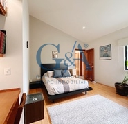 CASA EN VALLE REAL FRENTE APARQUE