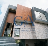 CASA EN VENTA PUERTA LAS LOMAS