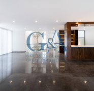 CASA EN VENTA EN VALLE REAL SOBRE AVENIDA