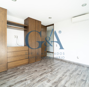 CASA EN RENTA SANTILLANA COTO 1