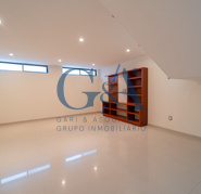 CASA EN VENTA VALLE REAL