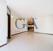 CASA EN RENTA EN JARDIN REAL