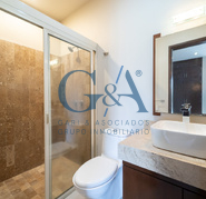 CASA EN RENTA EN JARDIN REAL