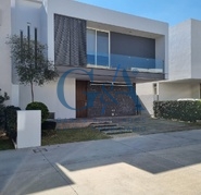 LA TOSCANA 2  CASA EN RENTA