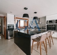 RESIDENCIA EN VENTA, EN ESQUINA VALLE REAL