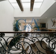 RESIDENCIA EN VENTA, EN ESQUINA VALLE REAL