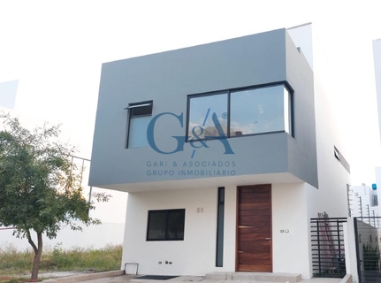 Bosques Vallarta Residencia en Venta