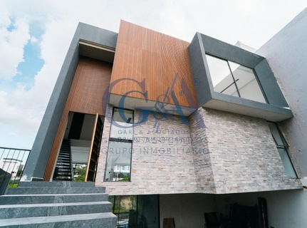 CASA EN VENTA PUERTA LAS LOMAS