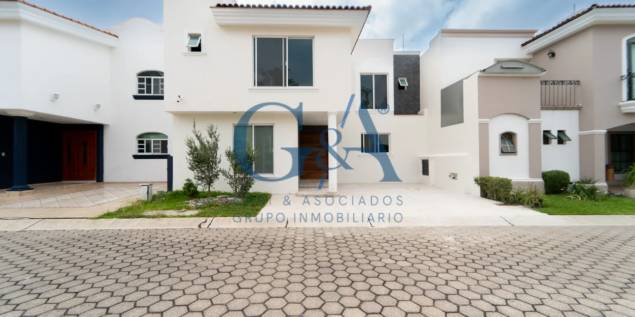 CASA EN VENTA VIRREYES COTO 1